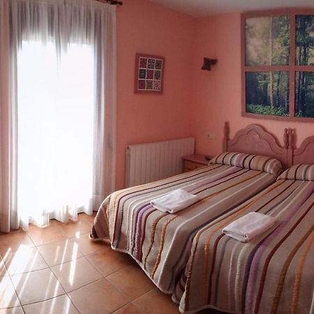 Hostal La Vega Peralejos Luaran gambar
