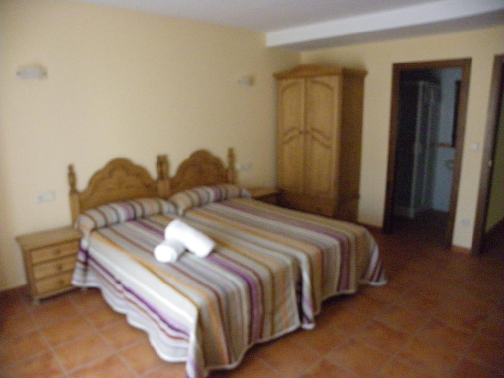 Hostal La Vega Peralejos Luaran gambar