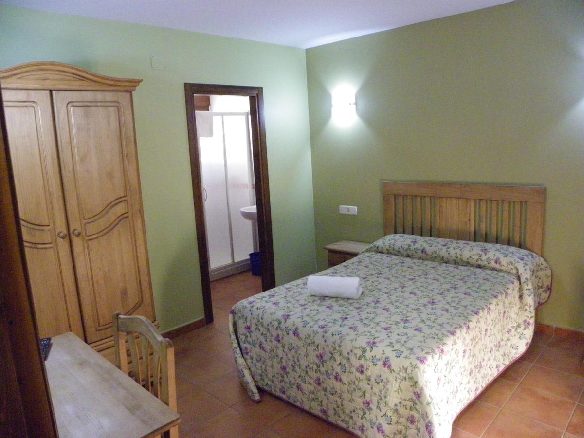 Hostal La Vega Peralejos Luaran gambar