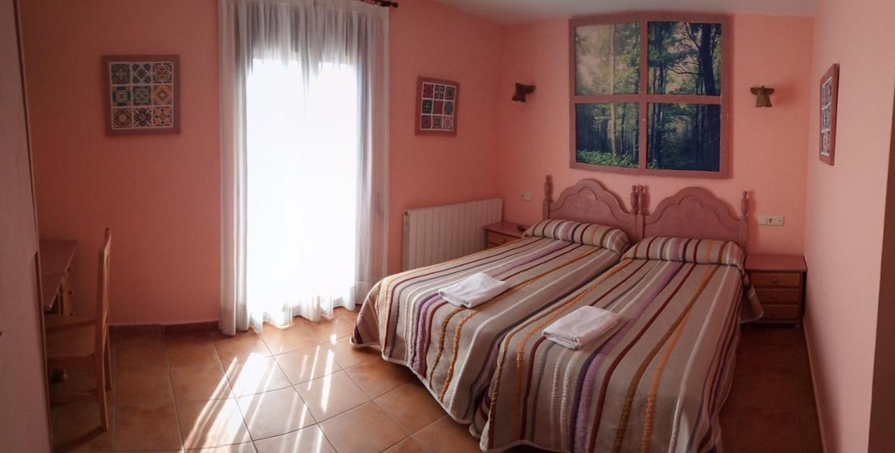 Hostal La Vega Peralejos Luaran gambar